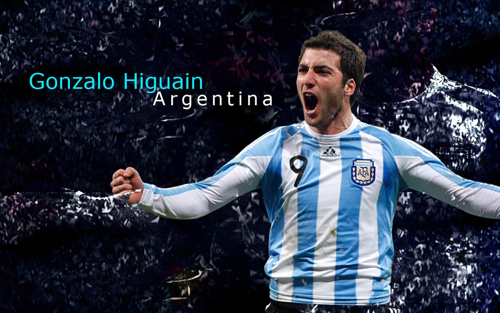 凯恩重返热刺，目标超越260球俱乐部传奇，凯恩宣布留在热刺